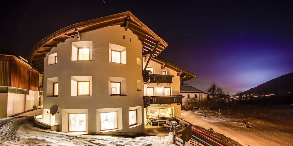 Hotel Gasthof Handl Schonberg im Stubaital Exterior photo
